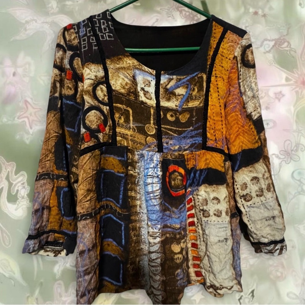 Dolcezza Abstract Art Print Long Sleeve Top